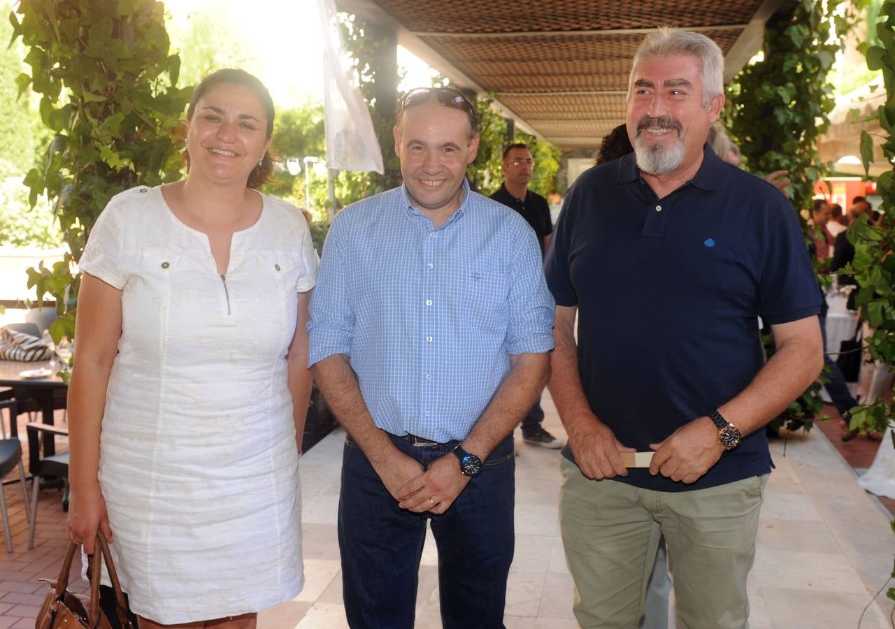 María Ángeles Rincón (alcaldesa de Boecillo) con sus compañeros de Ciudadanos Desiderio Rupérez y el procurador José Ignacio Delgado.