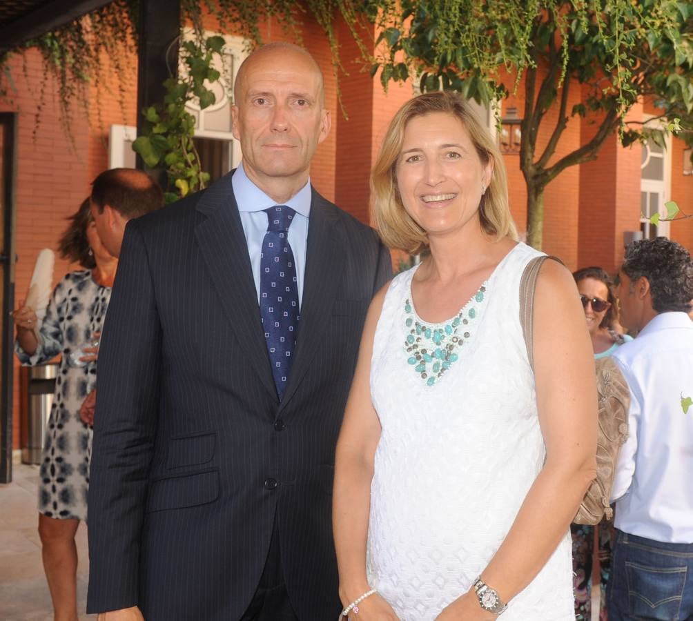 Joaquín da Silva (sudirector general de Bankinter) y Mayte Zamorano, de El Norte.