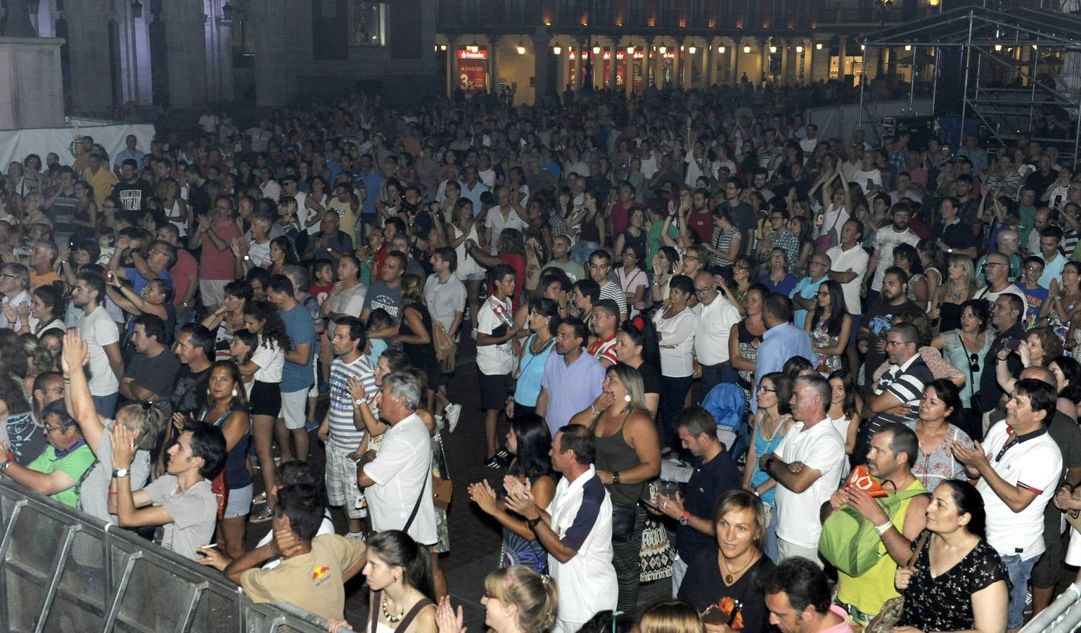 Concierto de Generación Canalla en la PLaza Mayor de Valladolid