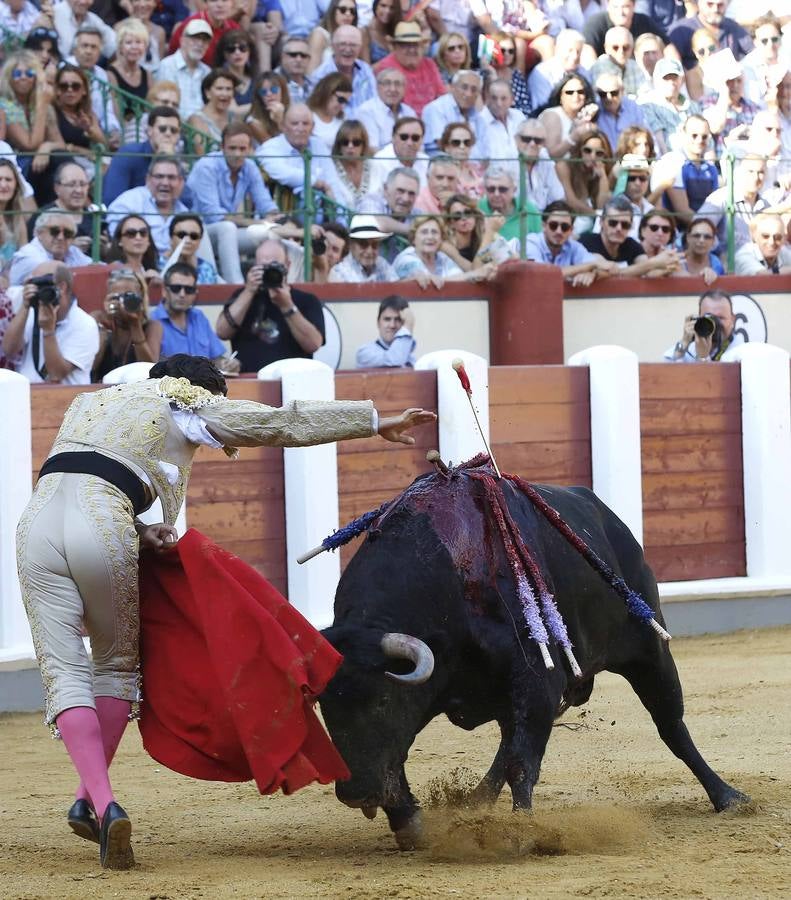 Corrida de toros en Valladolid con Morante de la Puebla, Sebastián Castella y López Simón