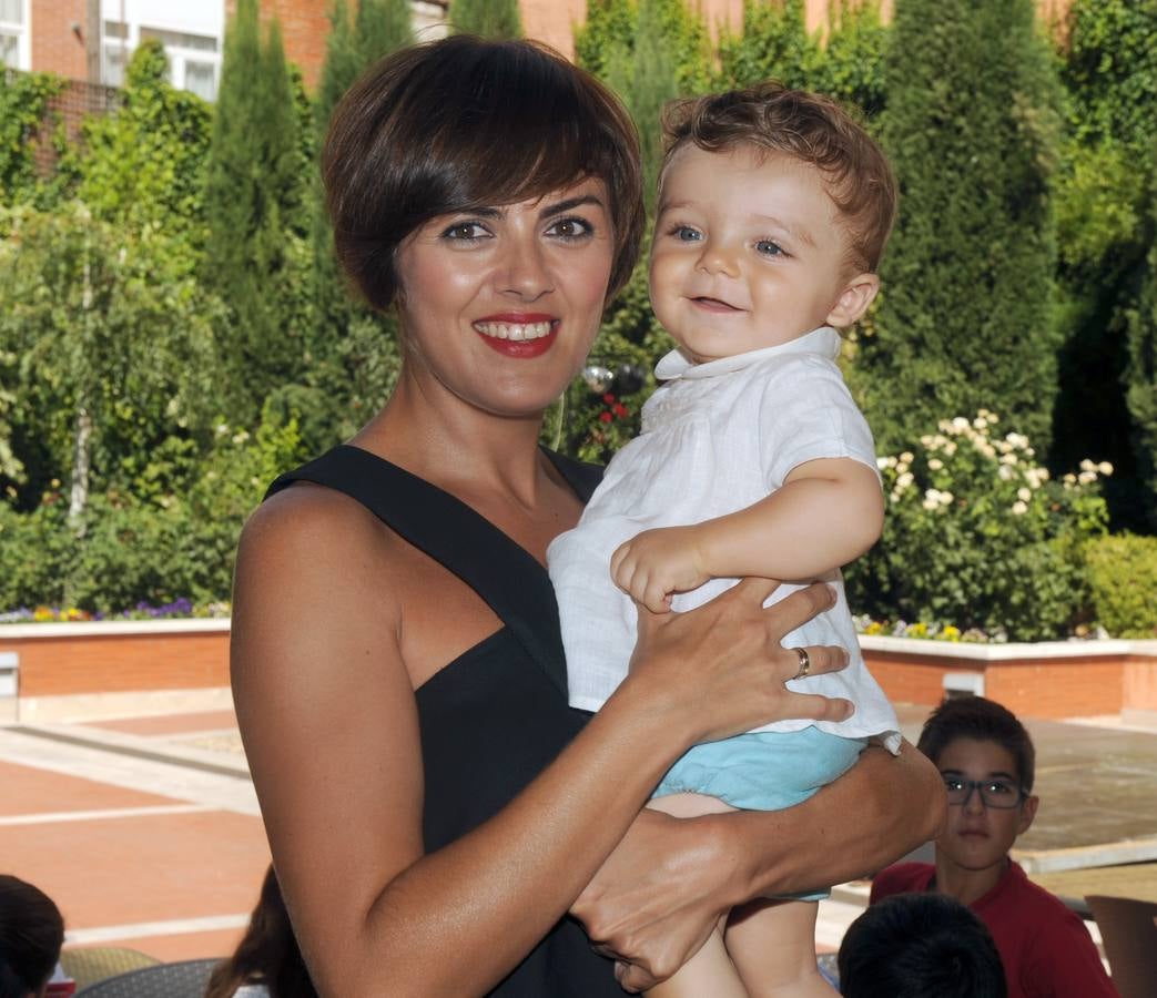 María Ruano y su hijo, Santiago.