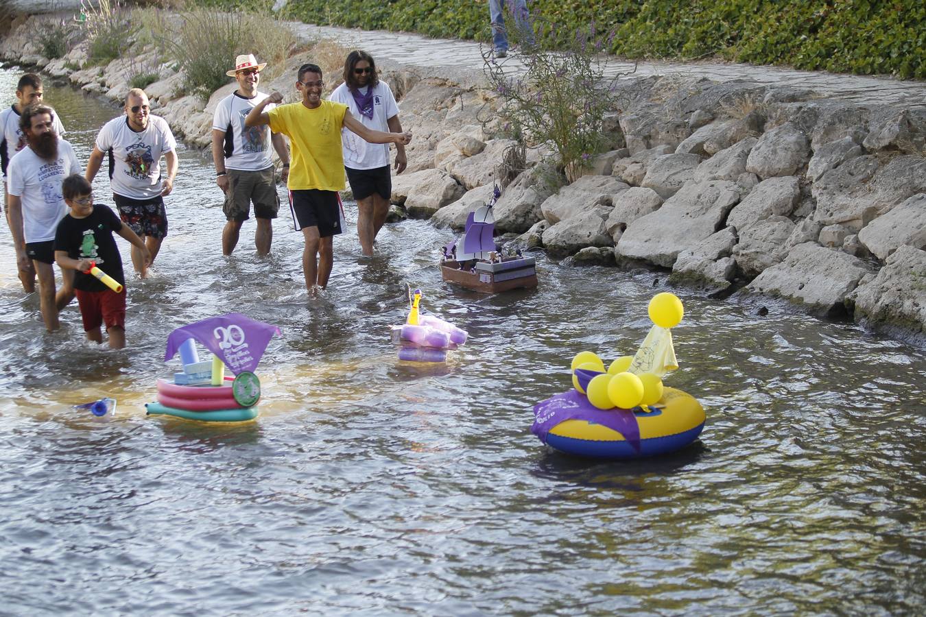 Descenso de embarcaciones por el Esgueva