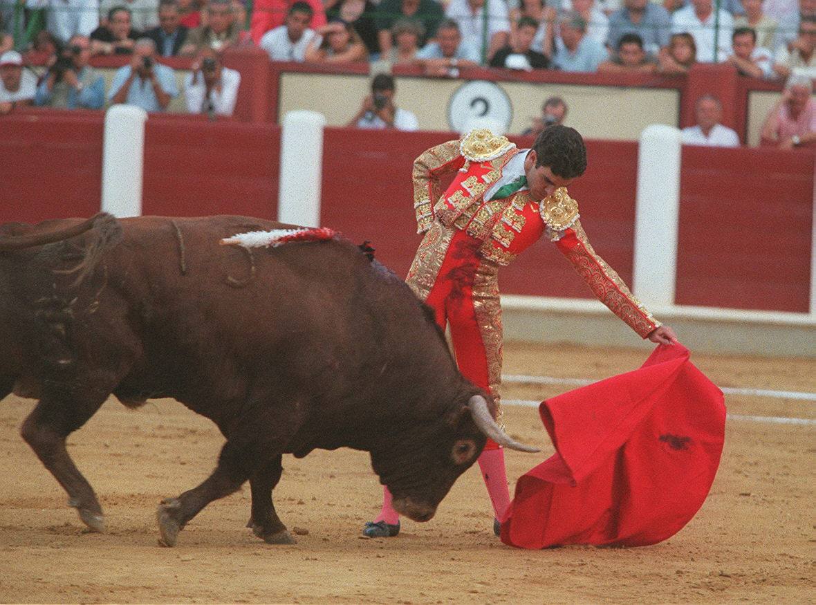 13.09.00 El diestro José Tomás en la quinta corrida de la Feria de la Virgen de San Lorenzo.