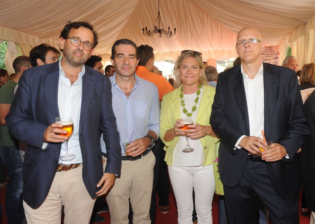 Alberto Sacristán, César Vaca y Arancha Sánchez, de la Universidad de Valladolid y el abogado Javier Sacristan.. 