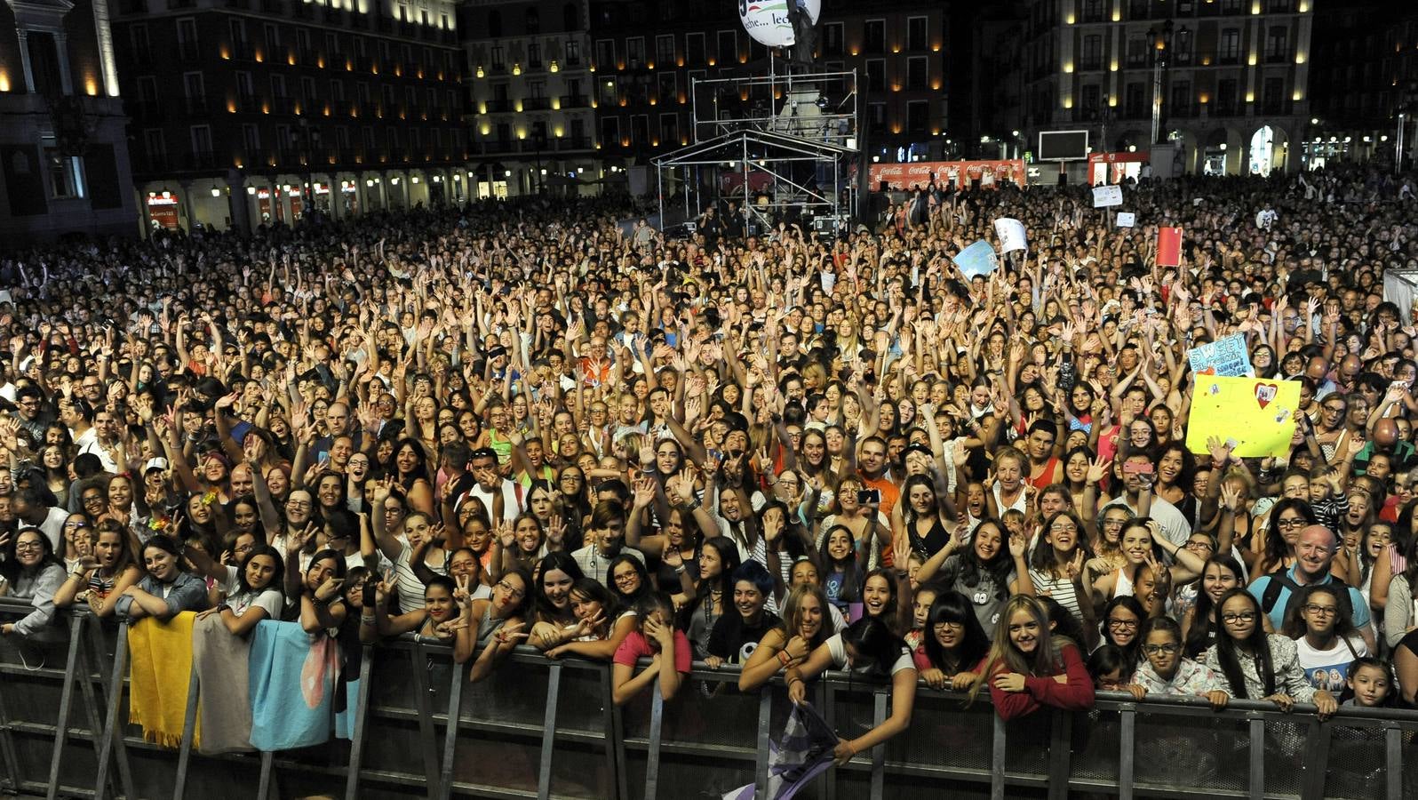 Concierto de Sweet California en la Plaza Mayor de Valladolid