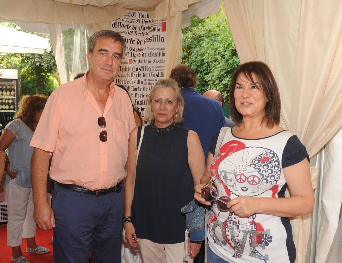 Última jornada de la caseta de El Norte en las fiestas de 2016 (2/2)