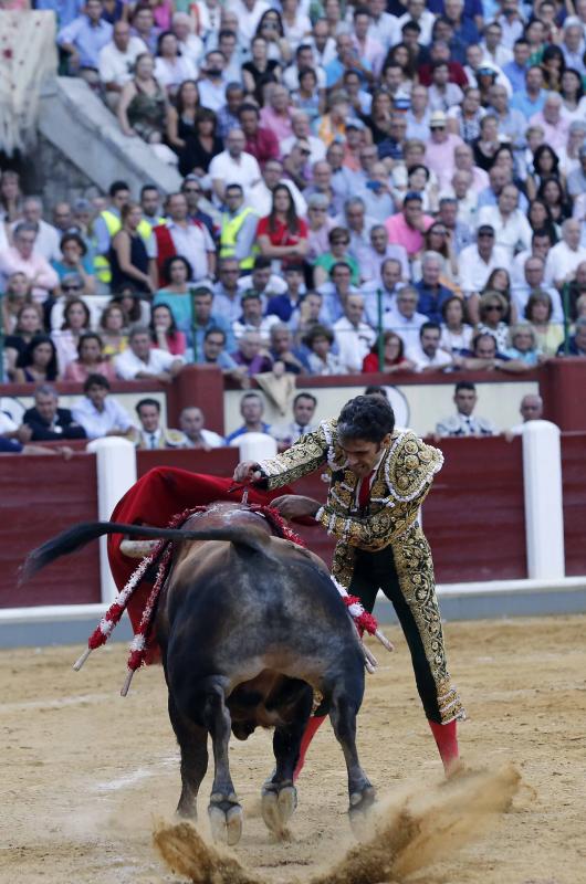 Corrida de Toros de José Tomás y José María Manzanares en Valladolid (1/2)