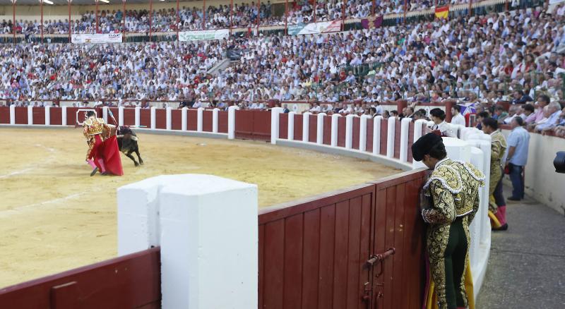 Corrida de Toros de José Tomás y José María Manzanares en Valladolid (1/2)