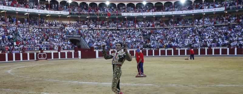 Corrida de Toros de José Tomás y José María Manzanares en Valladolid (1/2)