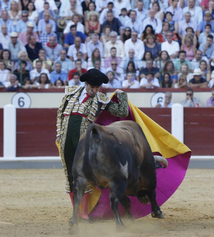 Corrida de Toros de José Tomás y José María Manzanares en Valladolid (1/2)