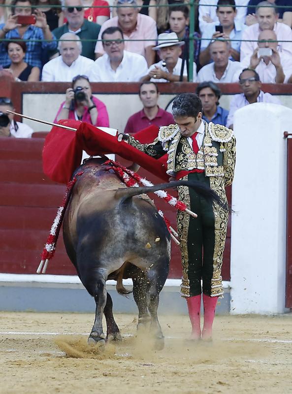 Corrida de Toros de José Tomás y José María Manzanares en Valladolid (2/2)