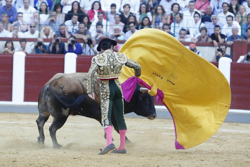 Corrida de Toros de José Tomás y José María Manzanares en Valladolid (2/2)