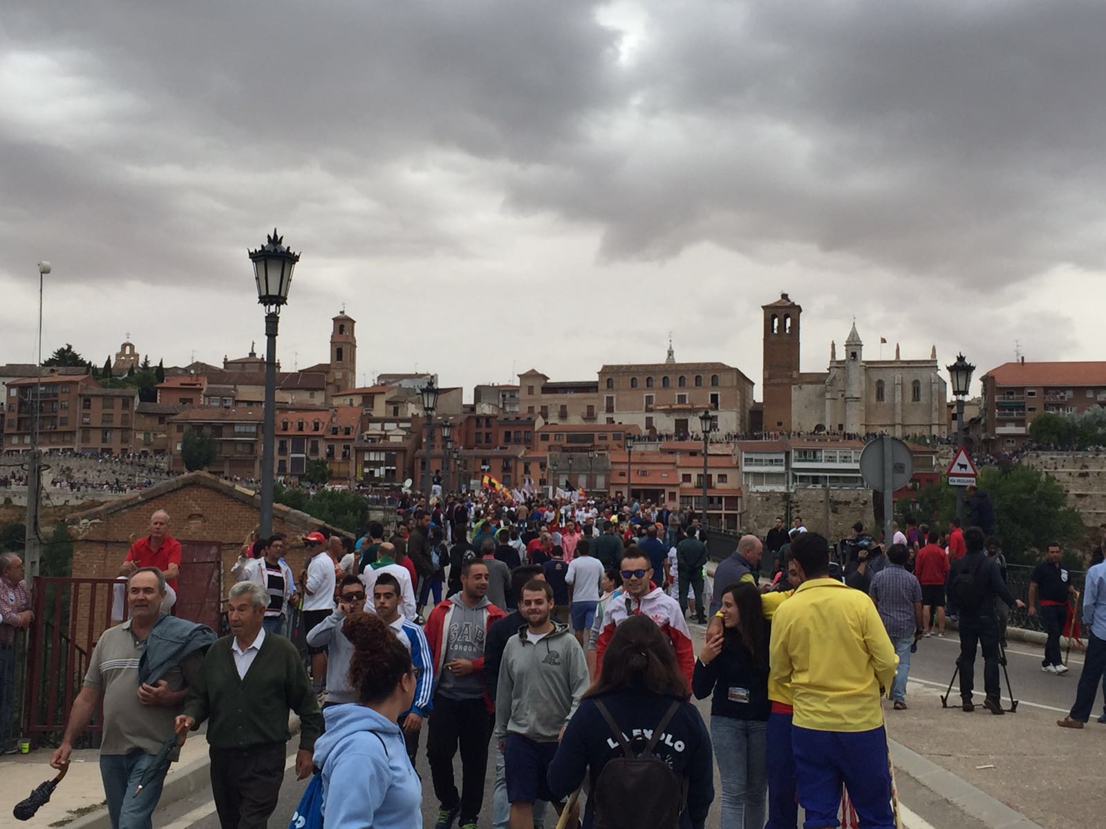 Expectación en Tordesillas en la celebración del primer Toro de la Peña