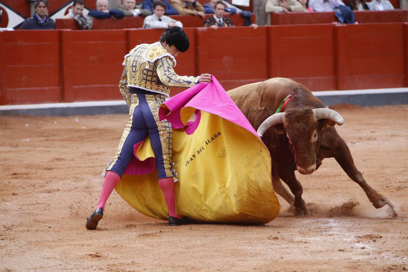 Morante de la Puebla, El Juli y Juan del Álamo, en la cuarta corrida de toros de la Feria de Salamanca