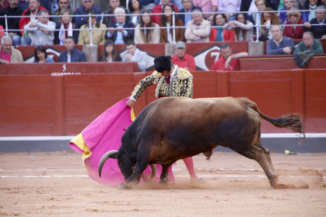 Morante de la Puebla, El Juli y Juan del Álamo, en la cuarta corrida de toros de la Feria de Salamanca