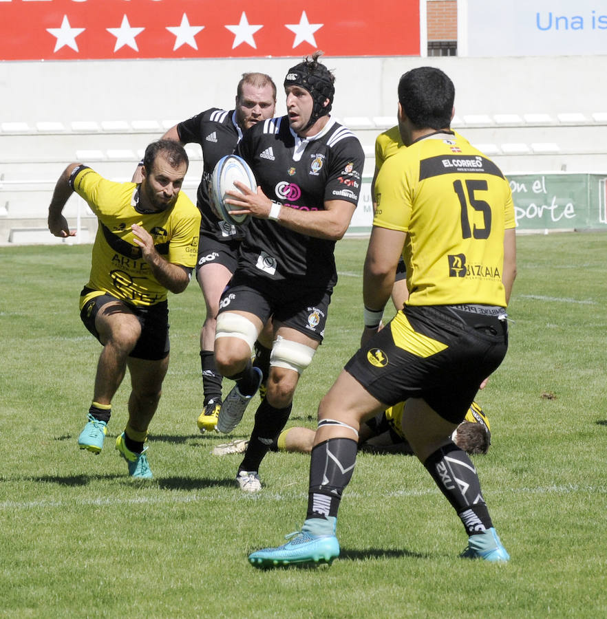 Partido de El Salvador contra el Getxo en los campos de Pepe Rojo