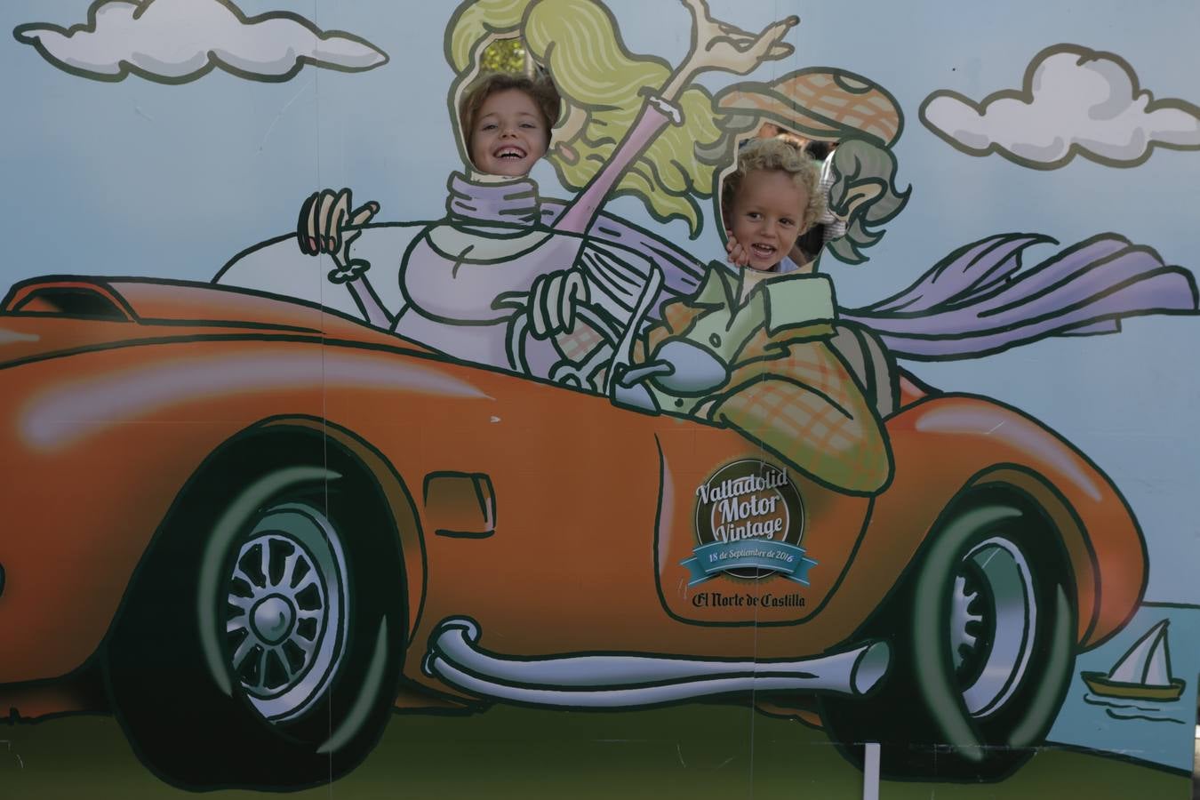Photocall de la cuarta edición del Valladolid Motor Vintage (1/3)