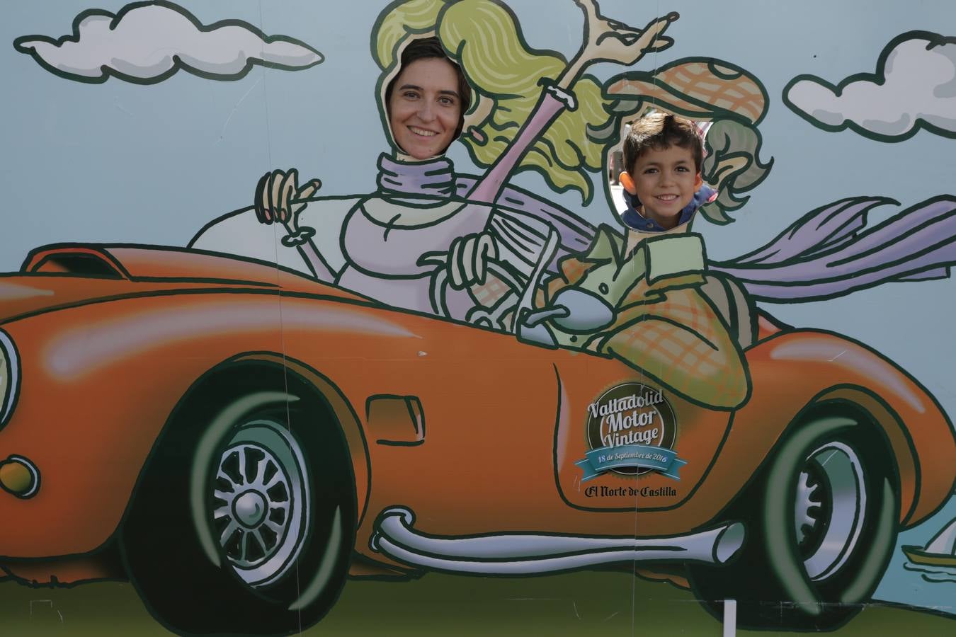 Photocall de la cuarta edición del Valladolid Motor Vintage (2/3)