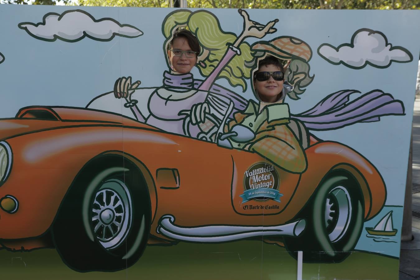 Photocall de la cuarta edición del Valladolid Motor Vintage (3/3)