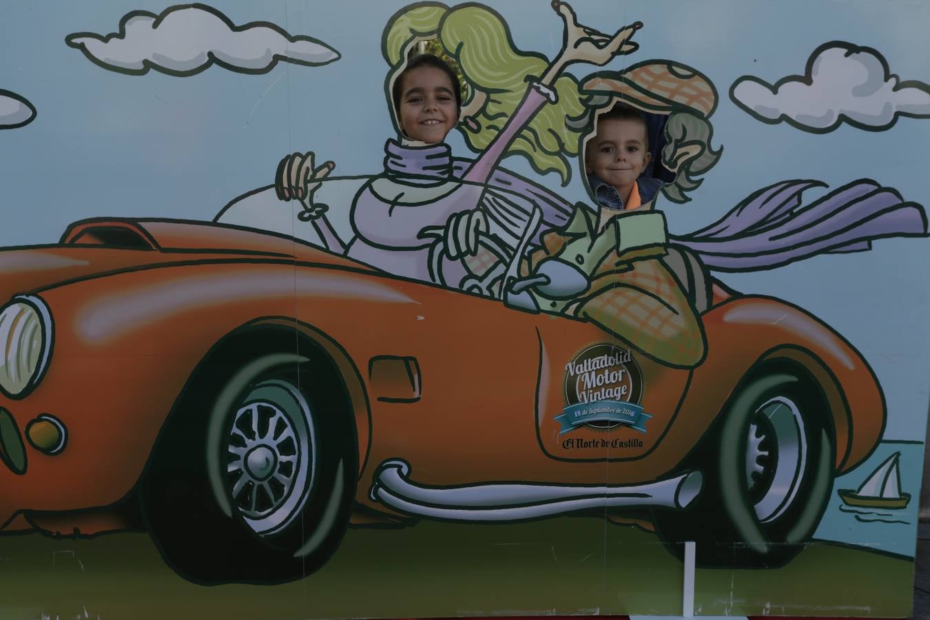 Photocall de la cuarta edición del Valladolid Motor Vintage (3/3)