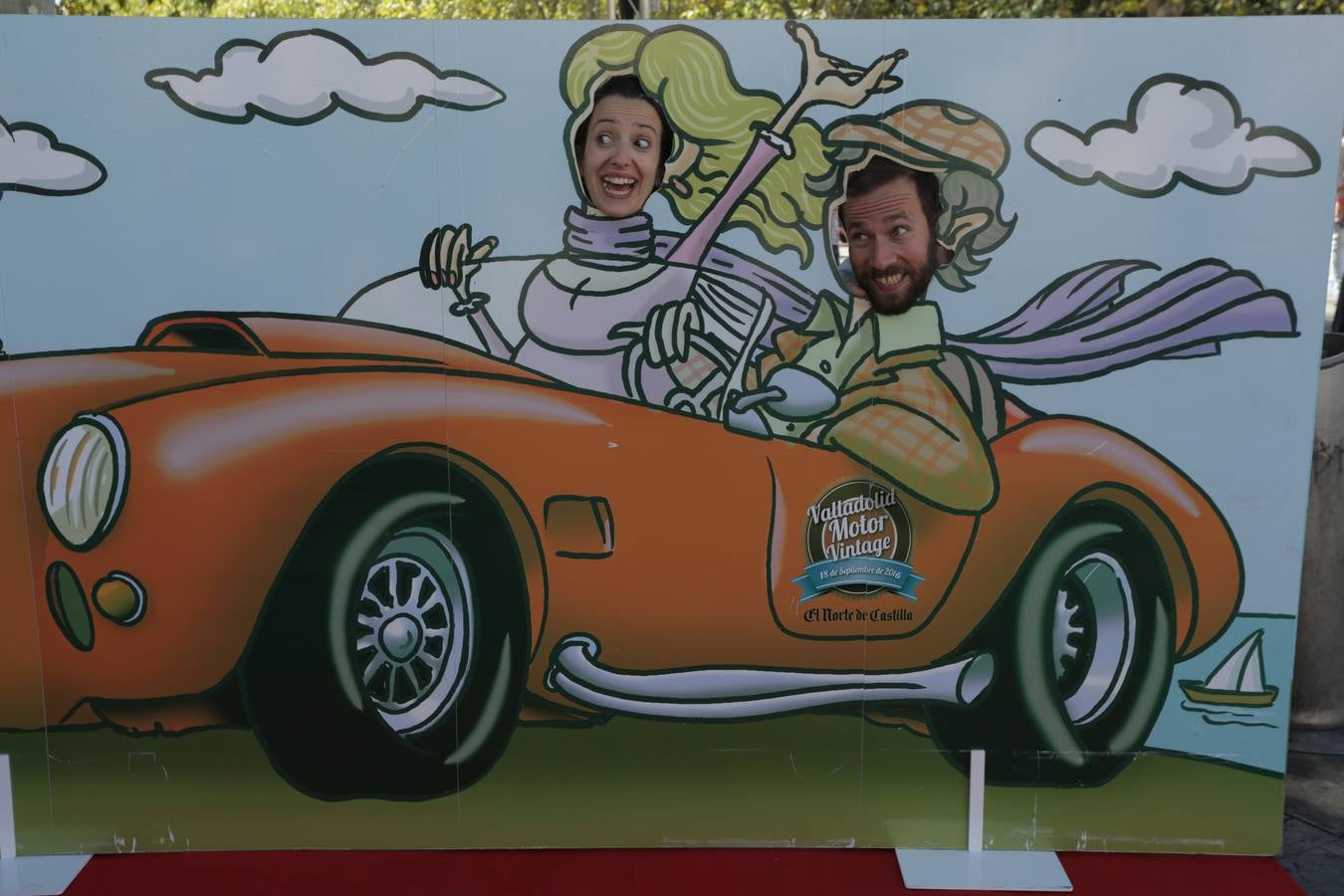 Photocall de la cuarta edición del Valladolid Motor Vintage (3/3)