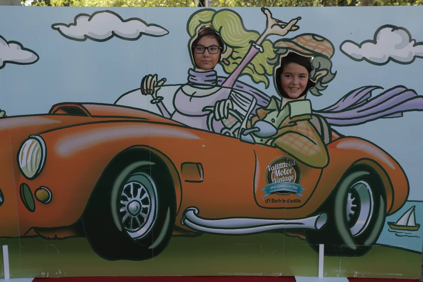 Photocall de la cuarta edición del Valladolid Motor Vintage (3/3)