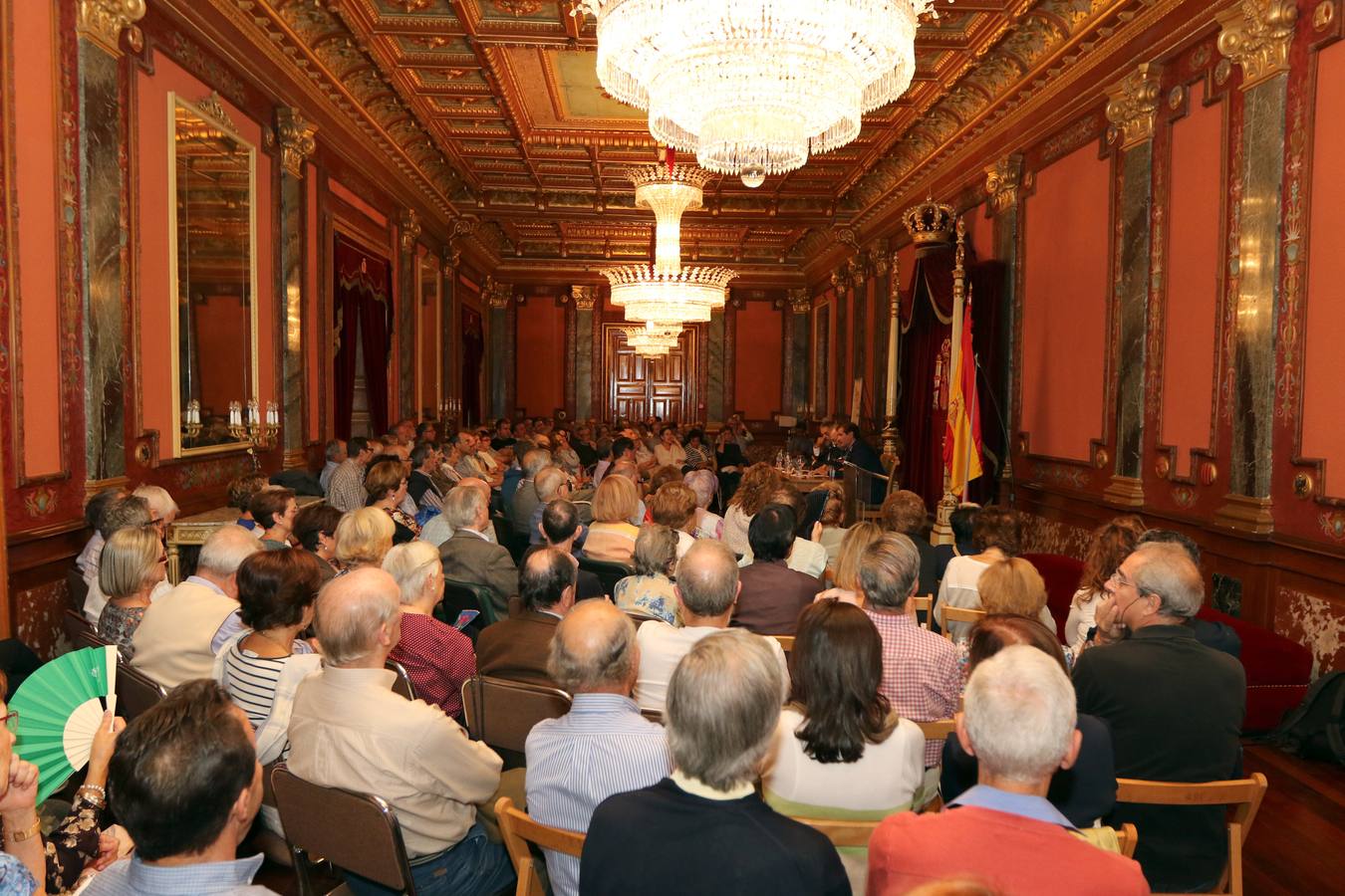 El historiador Juan Pablo Fusi en el Aula de Cultura de El Norte de Castilla