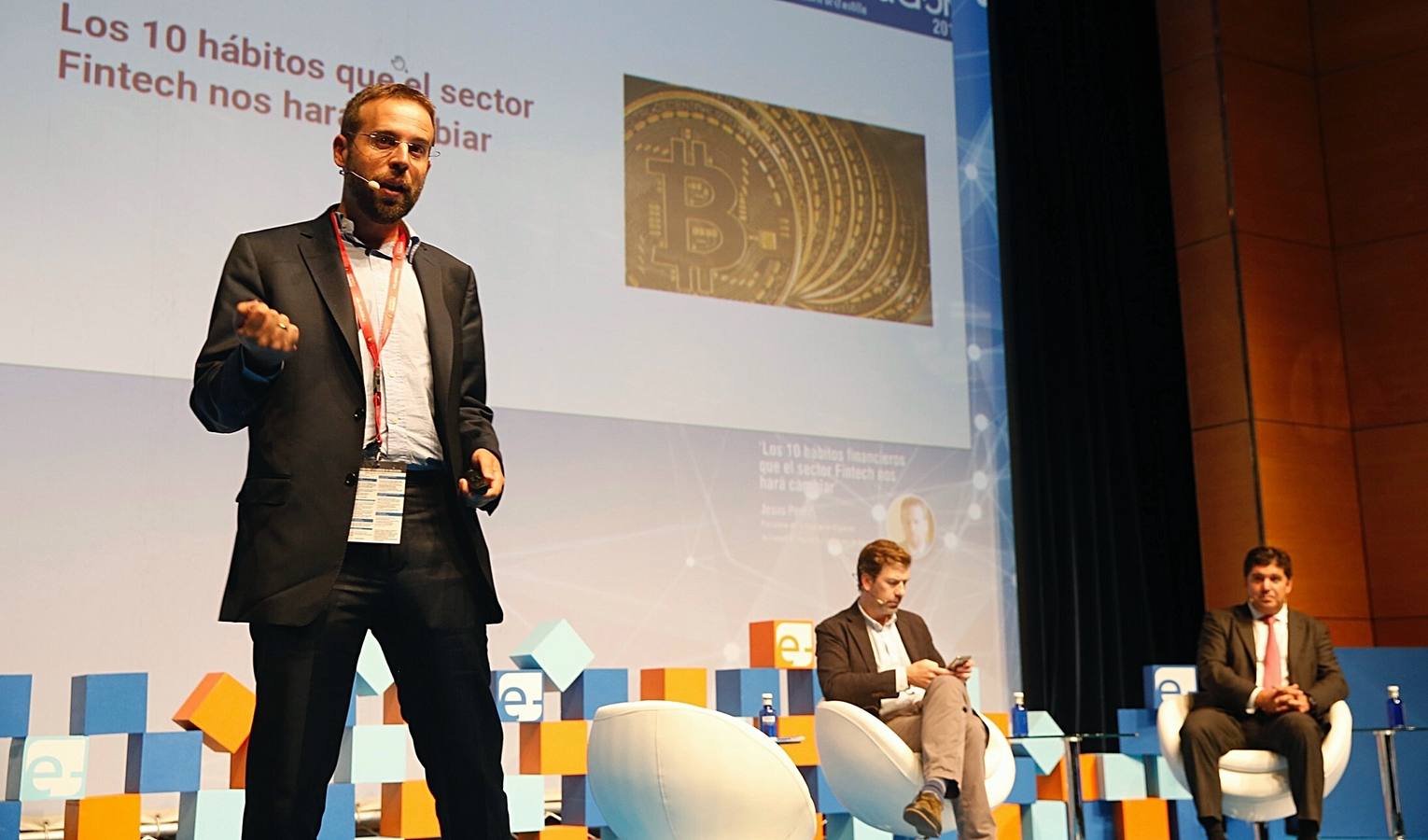 &#039;La economía se mueve. Fintech y medios de pago. Presente y futuro&#039;, cuarto bloque del Congreso e-volución