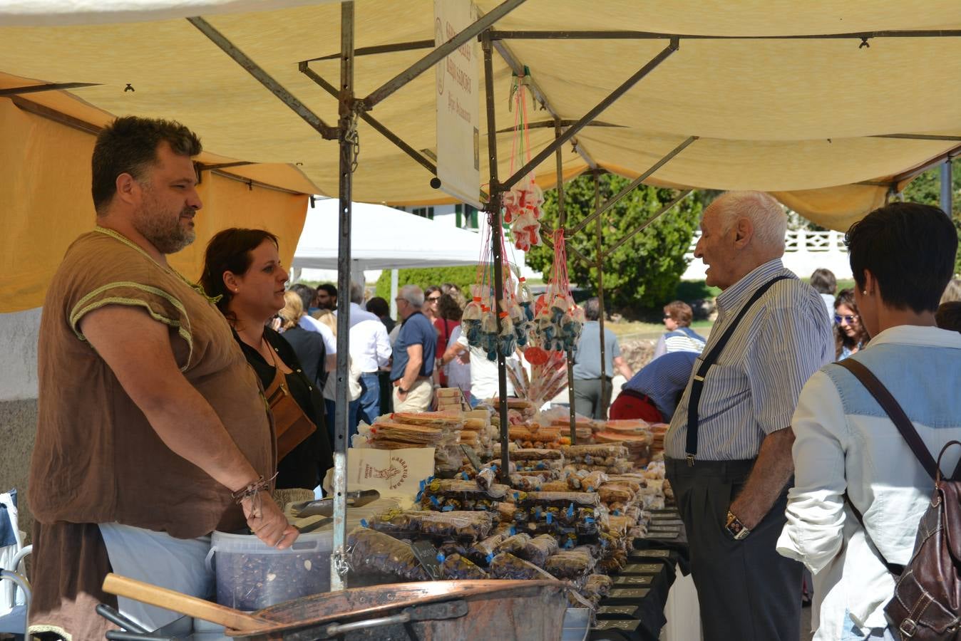 Aldeatejada se viste de gala para las Vísperas Nupciales de Felipe II y Manuela de Portugal (1/3)