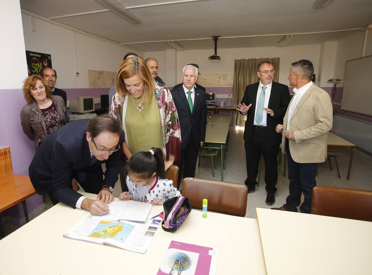 El consejero de Educación preside en Palencia los actos del 130 aniversario del colegio Jorge Manrique