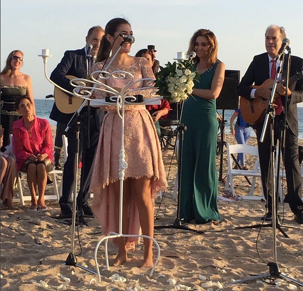La romántica boda en la playa de Paz Padilla