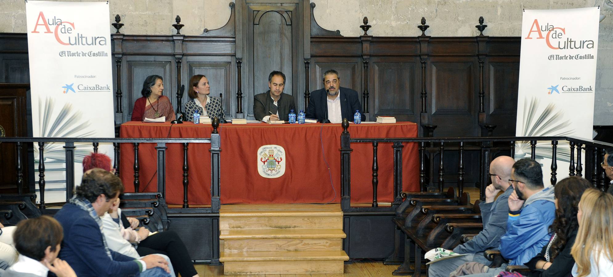 El director de la Casa de la India en el Aula de Cultura de El Norte de Castilla