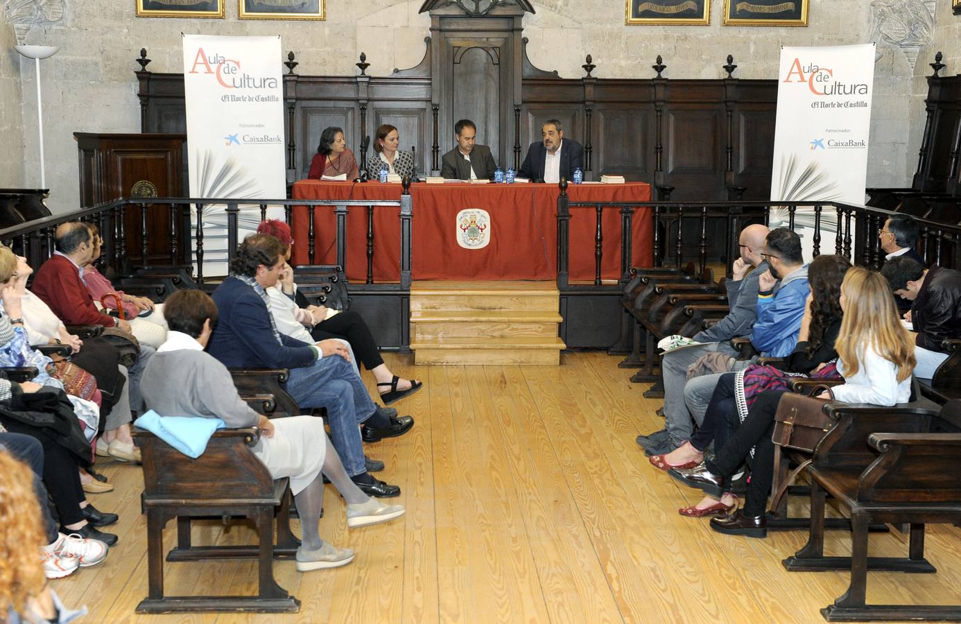 El director de la Casa de la India en el Aula de Cultura de El Norte de Castilla