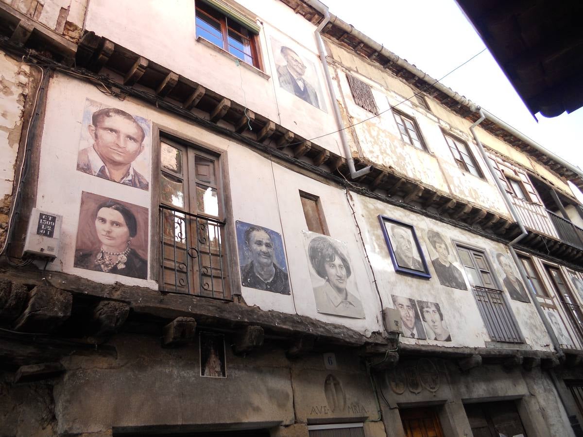 Mogarraz: el pueblo de los retratos