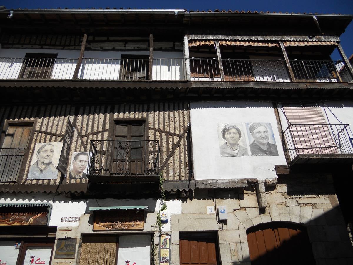 Mogarraz: el pueblo de los retratos