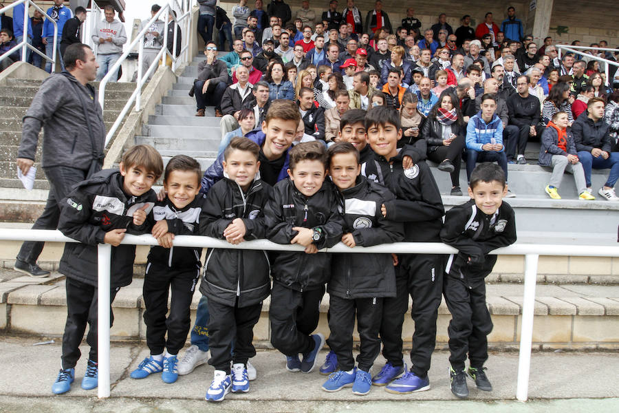 Unionistas de Salamanca vence al Atlético Bembibre