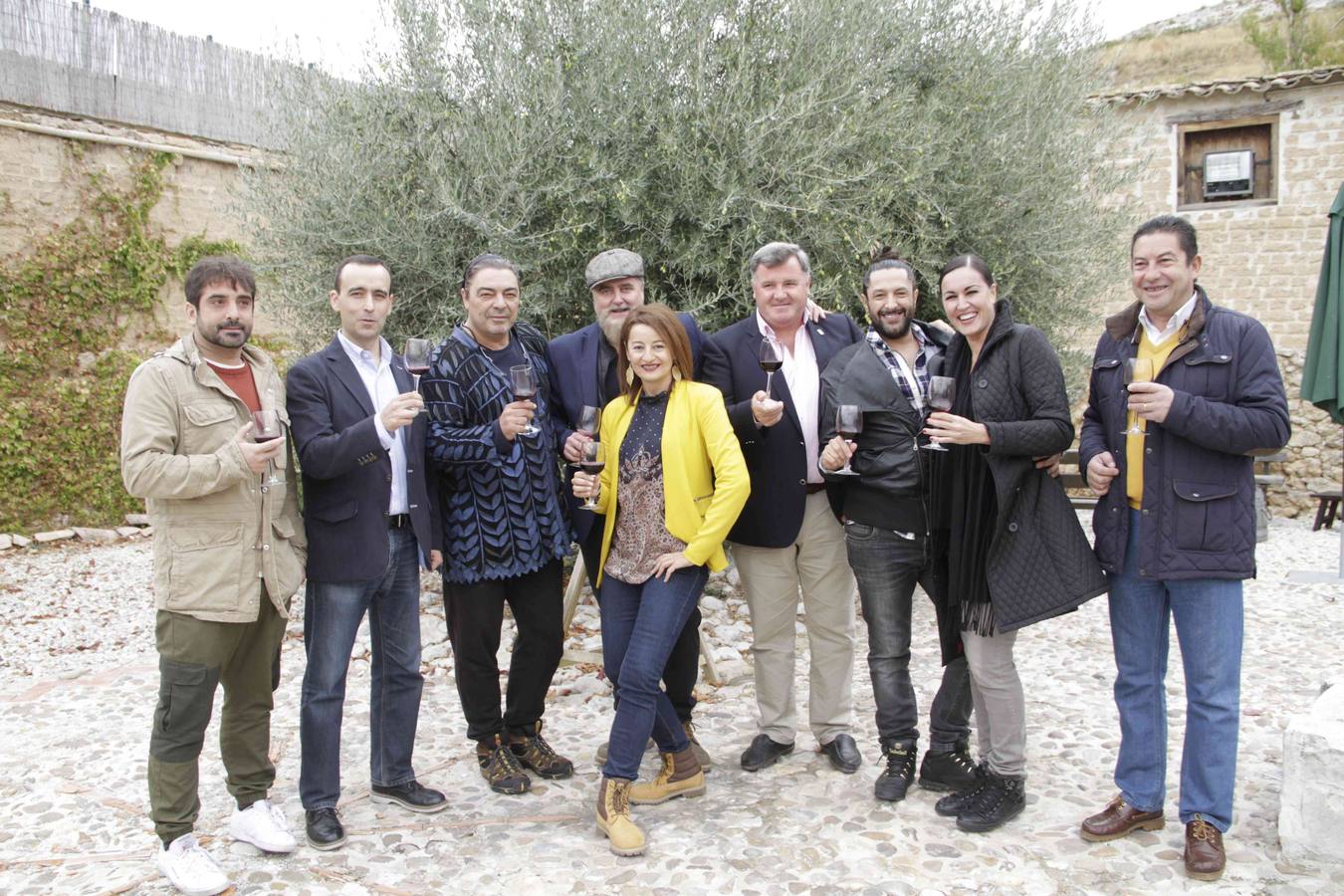 Homenaje a Mariemma en las Bodegas Arbás de Piñel de Arriba (1/2)