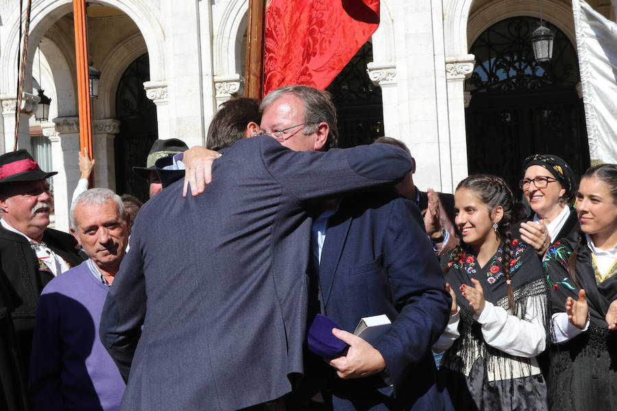 Hermanamiento entre León y Valladolid (1/2)