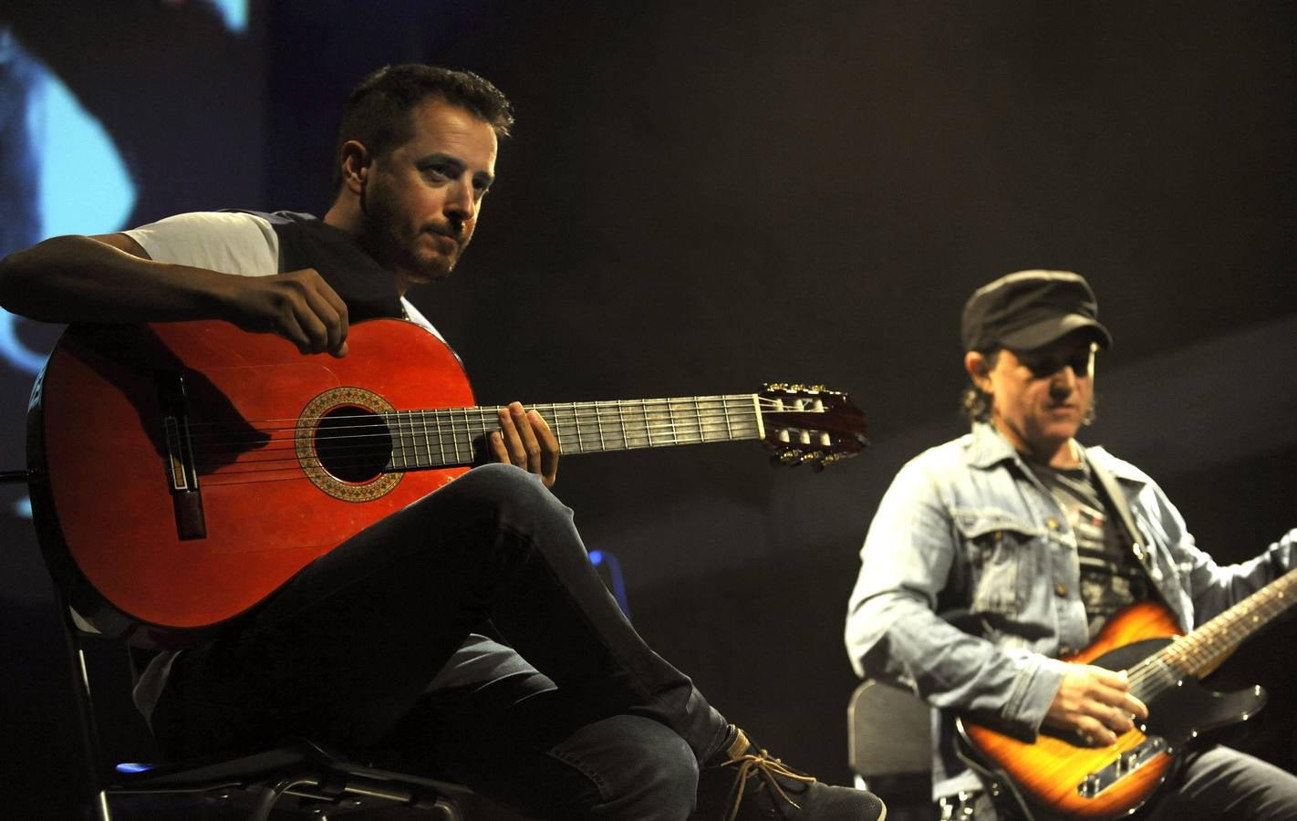 Los guitarristas Juanjo Melero y Raúl Olivar en el LAVA de Valladolid