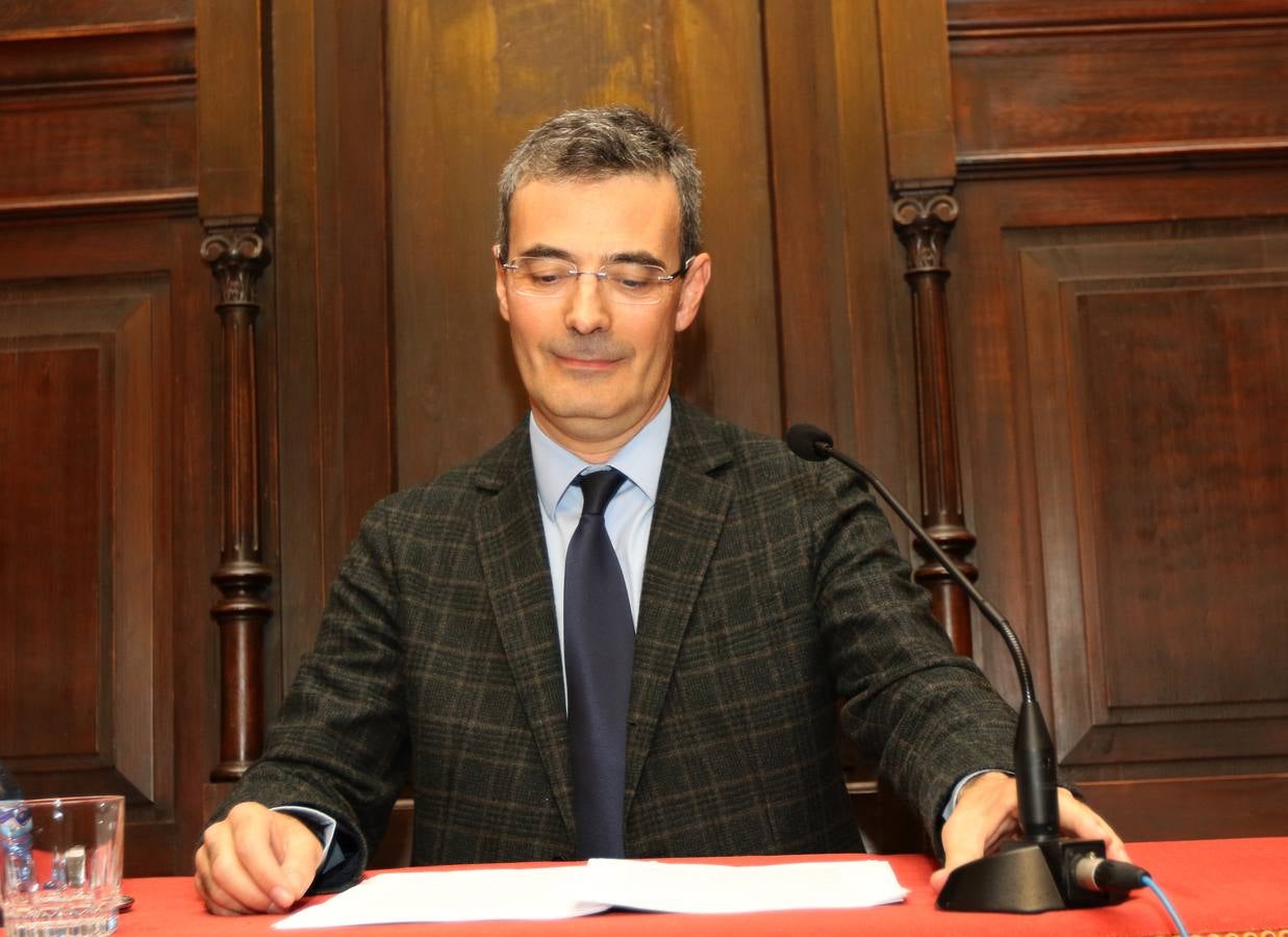 Martín de la Guardia participa en el ciclo de conferencias del Ateneo sobre la Unión Europea