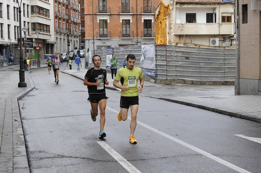 Marcha solidaria contra el cáncer en Valladolid (Fotos 1)