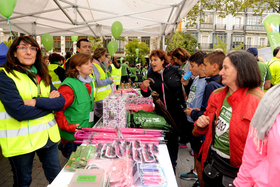 El trabajo de la Asociación Contra el Cáncer en la marcha de Valladolid