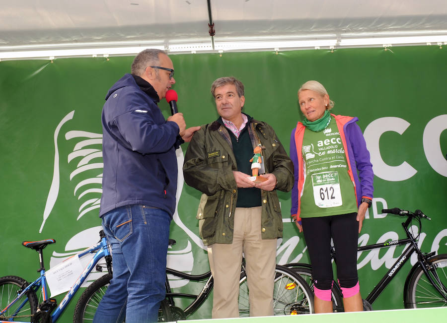 El trabajo de la Asociación Contra el Cáncer en la marcha de Valladolid