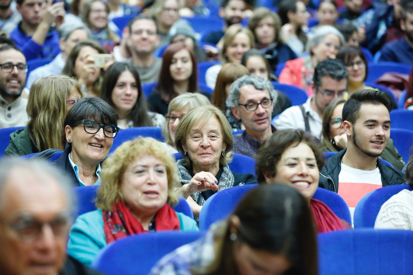 Geraldine Chaplin ofrece una &#039;master class&#039; en la Universidad de Valladolid