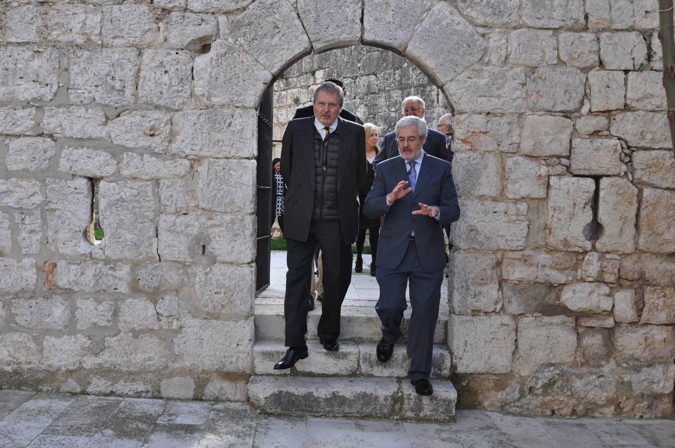 El ministro de Educación y Cultura visita el Archivo de Simancas