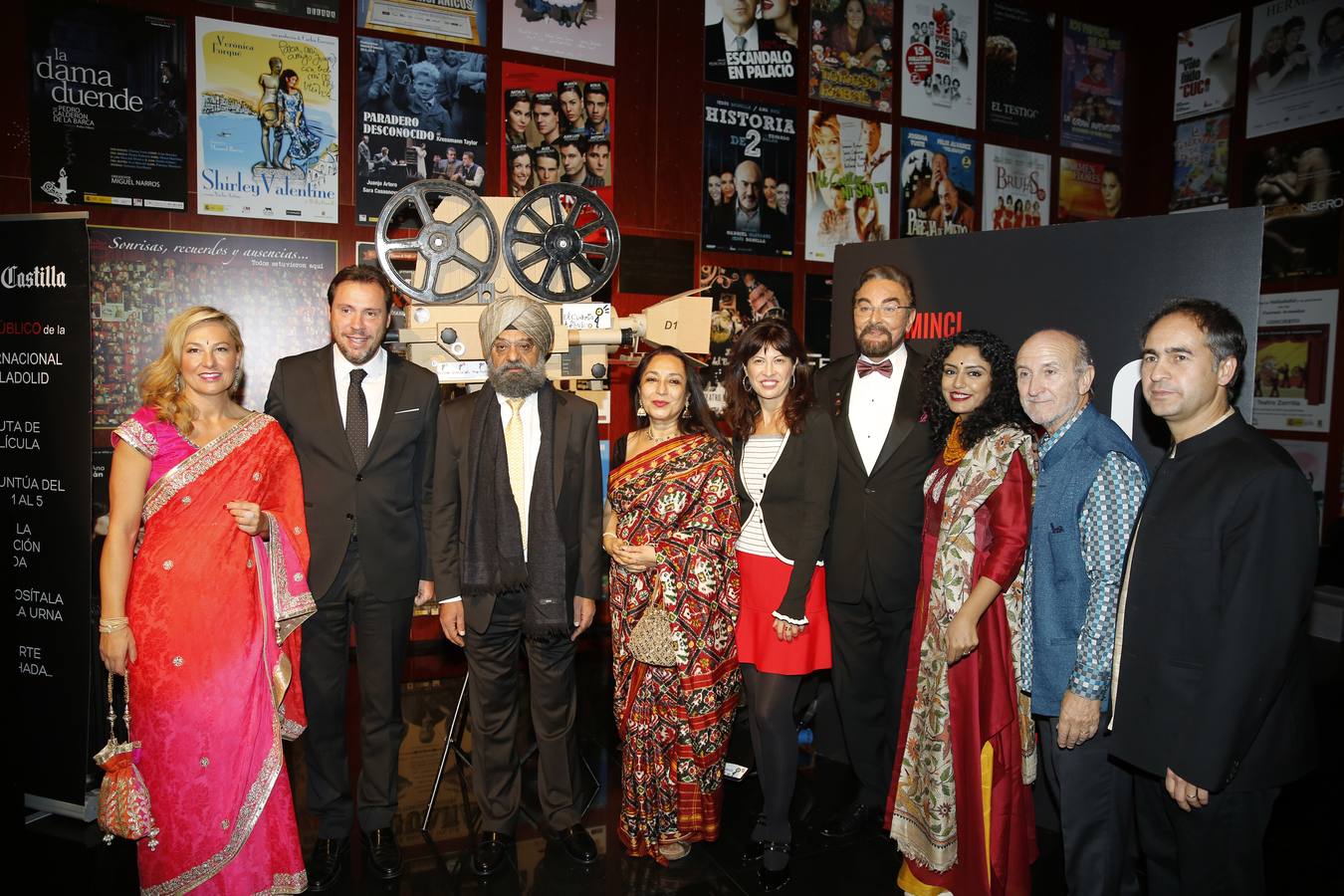 Bobby Bedi y Kabir Bedi reciben las Espigas de Honor de la Seminci