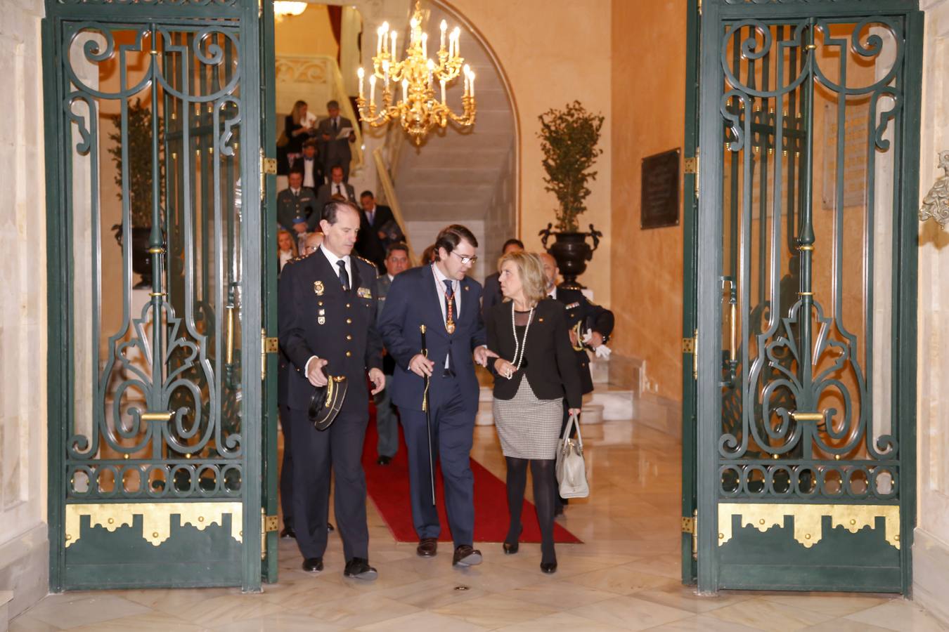 La Policía Nacional y La Guardia Civil reciben la Medalla de Oro de Salamanca