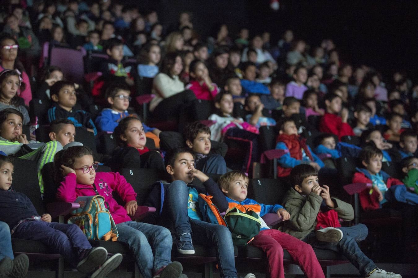 &#039;Un caballo llamado Elefante&#039; emociona a cientos de niños en el LAVA