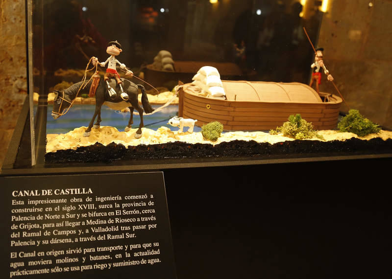 Nuevas maquetas en la exposición permanente de figuras de Plastihistoria de Palencia