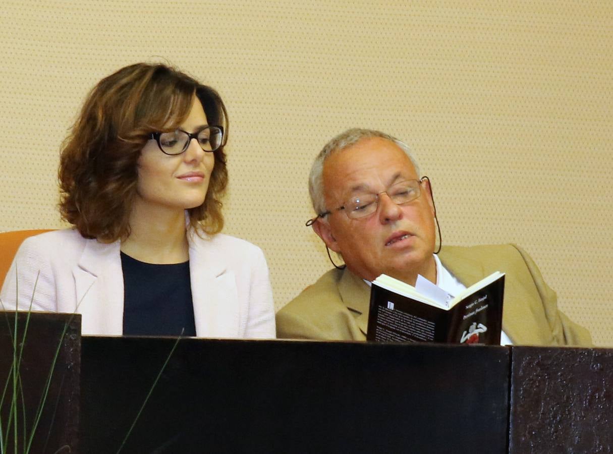 Francisco Onieva y Jacobo Llano reciben &#039;ex aequo&#039; el XXVI Premio Gil de Biedma